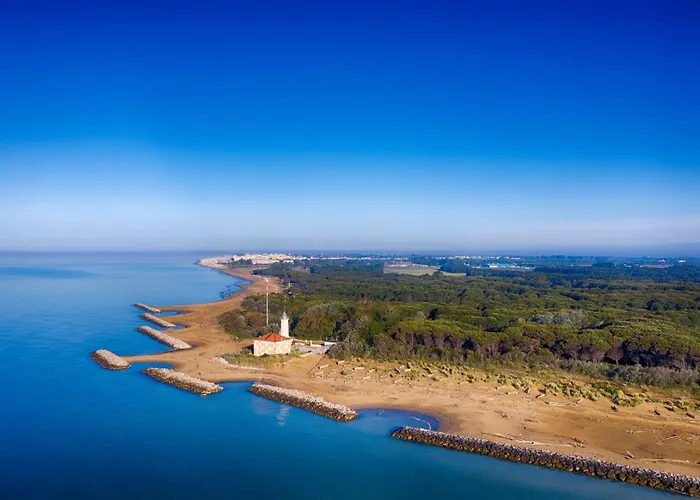 In A Shared With Garden Бибионе